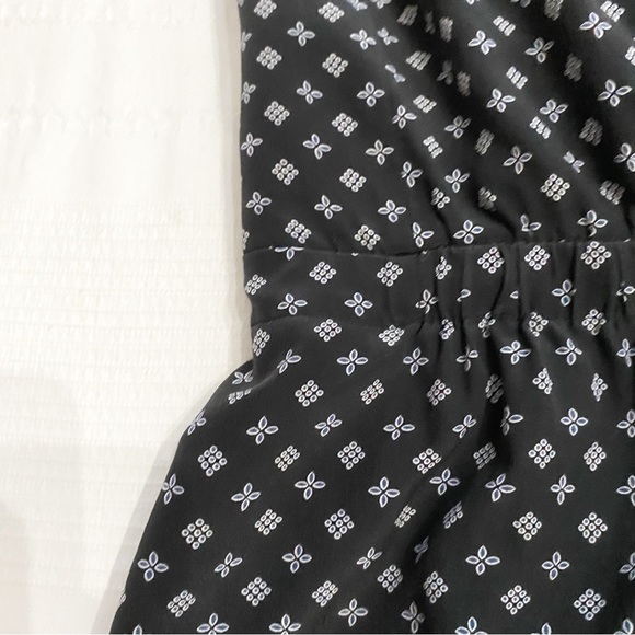 Club MONACO ADELINE 100% SILK BLACK WHITE PATTERN STRAPLESS CUT OUT MINI DRESS - Picture 7 of 10